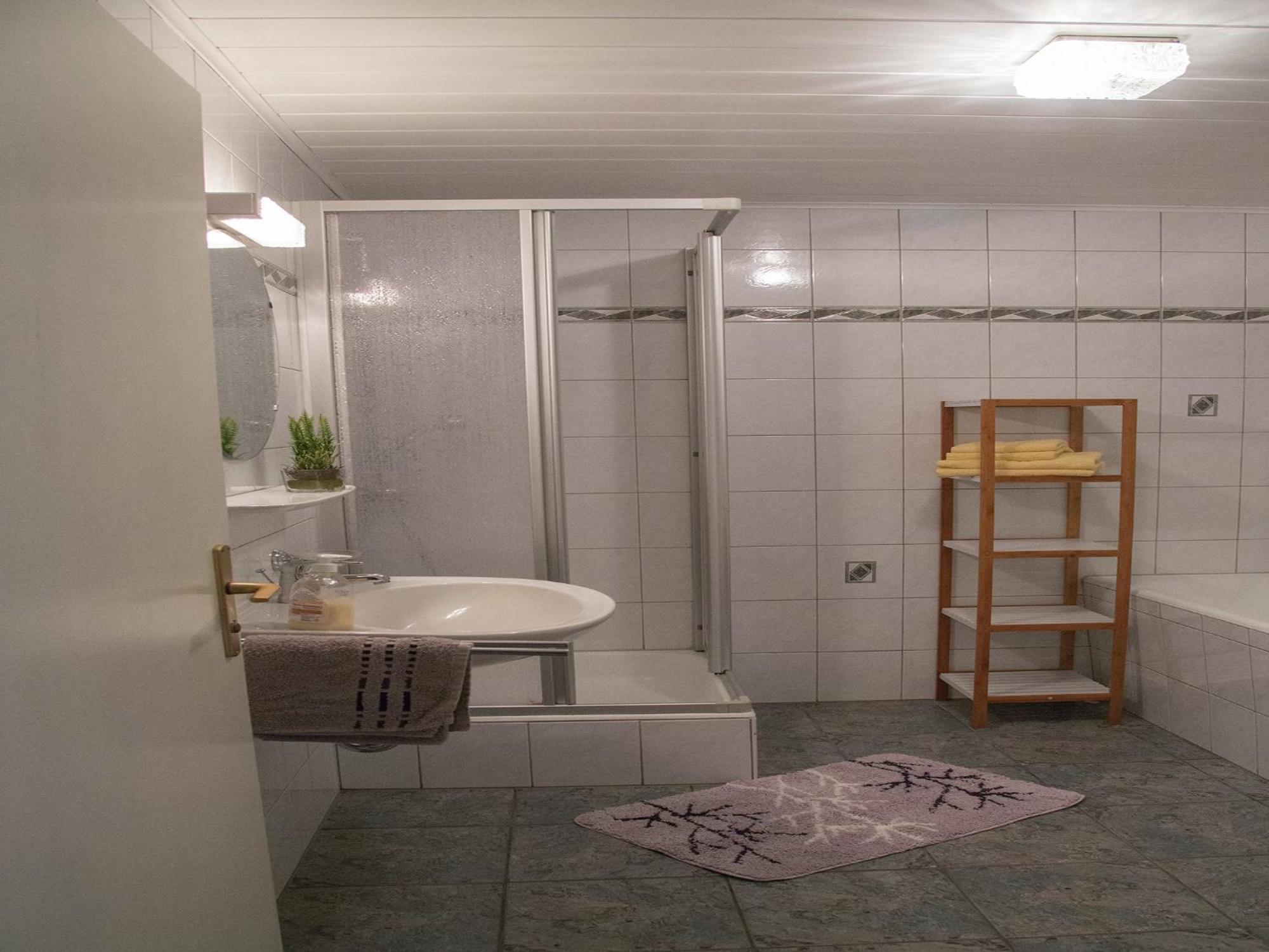 Spacious Holiday Home In Ulmen Near The Centre Exterior foto